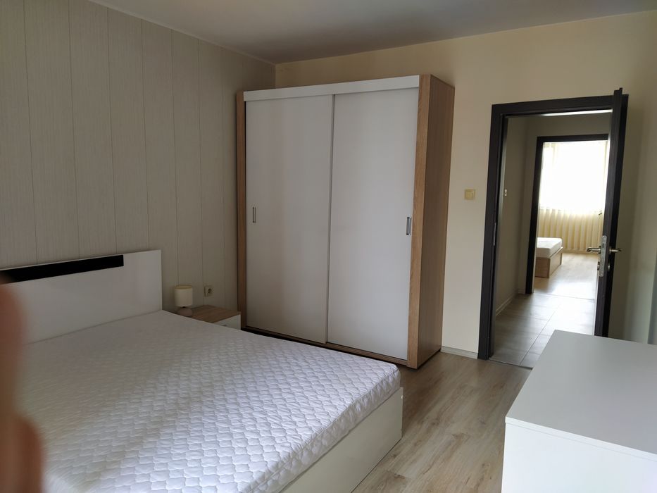 Тристаен Суперцентър