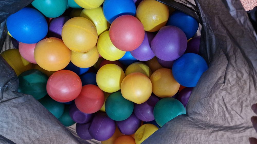Шарики для бассейна