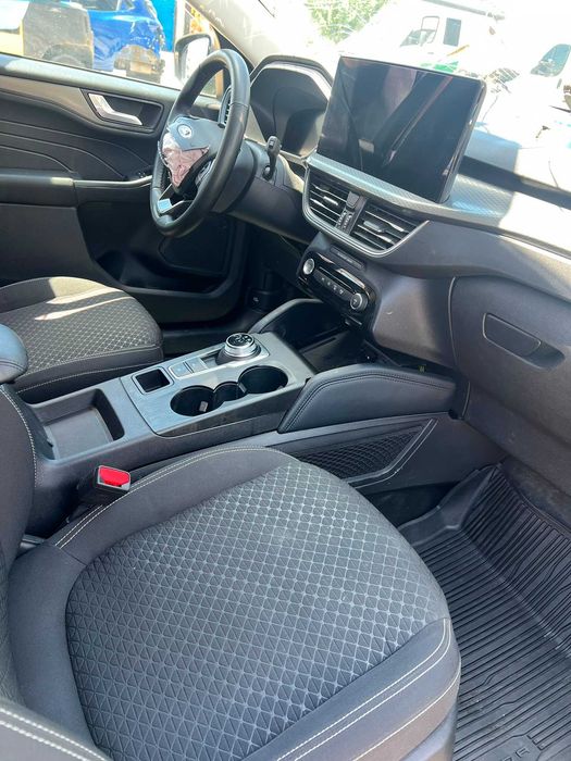 FORD Kuga 2025 — imagine 5