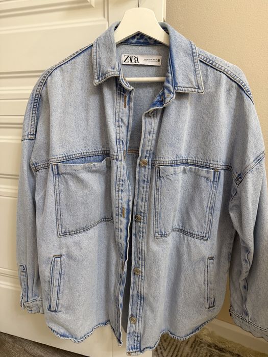 Джинсовые куртки Zara и stradivarius