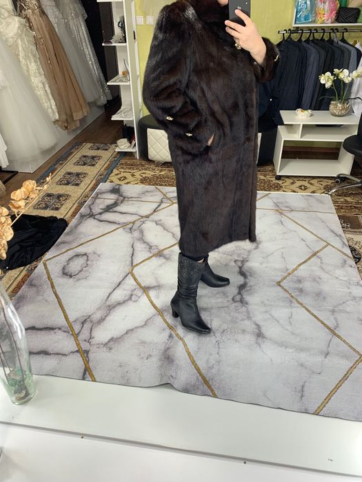 Продам норковые шубы