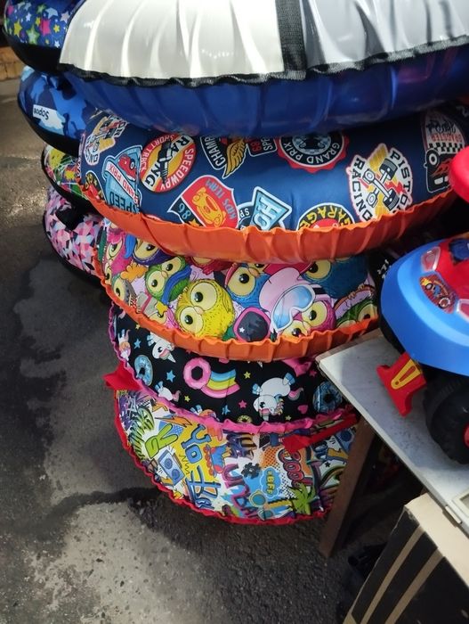 Баллоны . ватрушки.  Тюбинг для катания