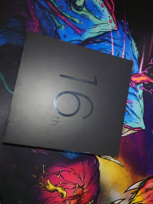 Meizu 16th 64gb обменяю