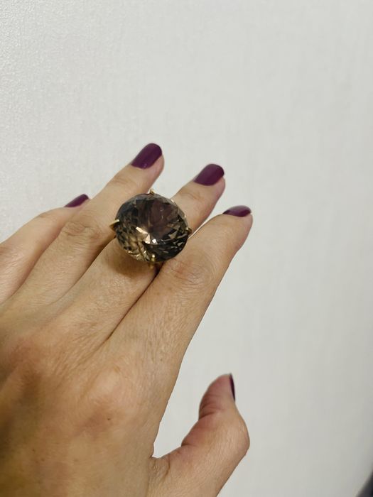 Золотое кольцо с камнем раухтопаз