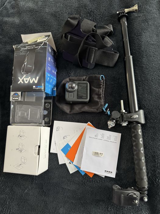 Gopro max 360 камера със стик