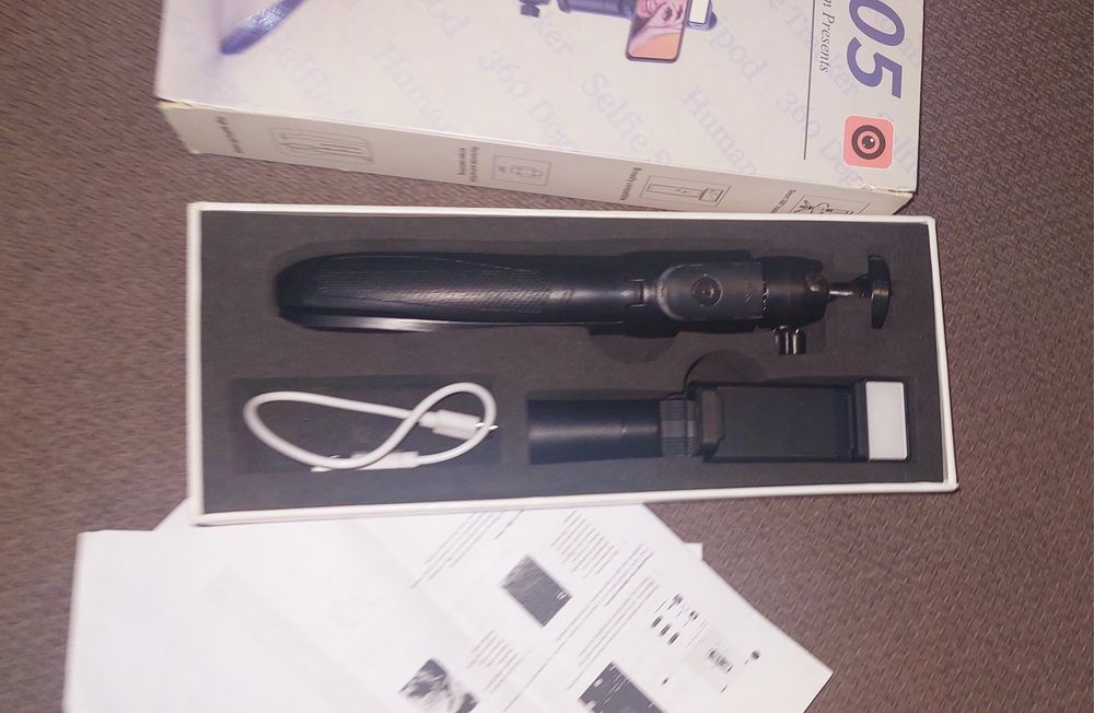 Селфи статив с блутут и дистанционно