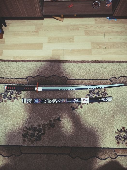 Продаю катану из аниме