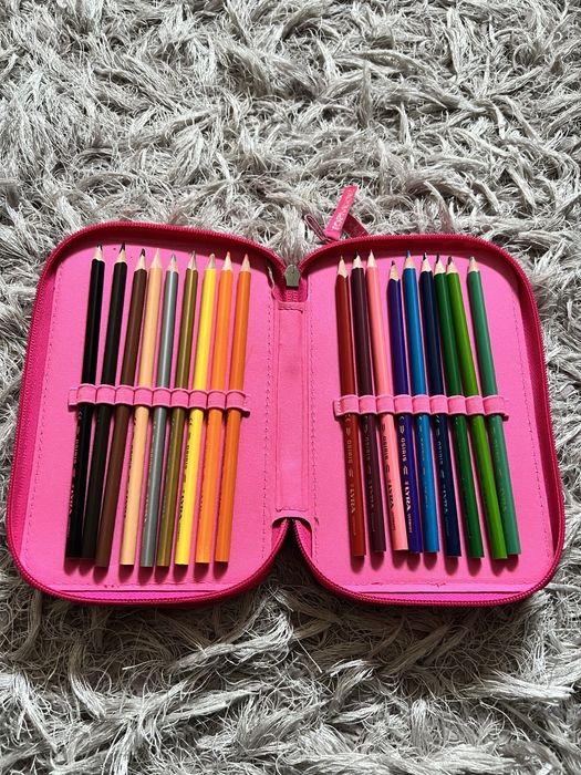 Penar Barbie nou si echipat