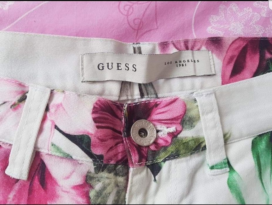 Pantaloni scurti Guess Xs-S