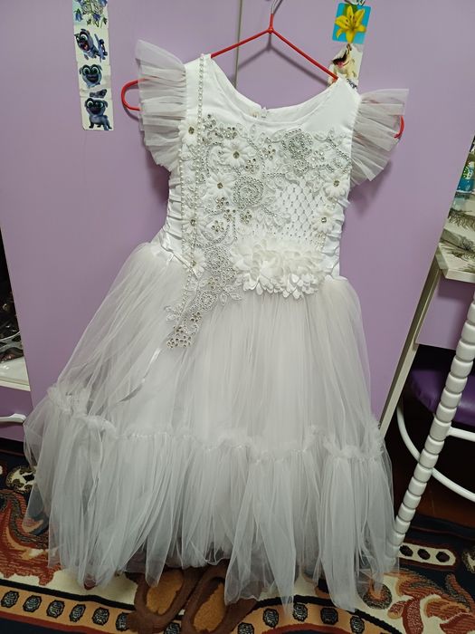 Продам платье наряное