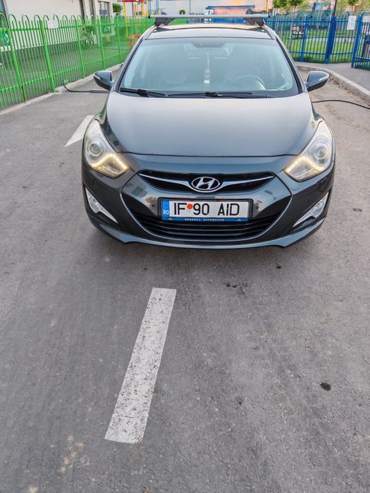 Vând Hyundai i40 1.7 diesel din 2013