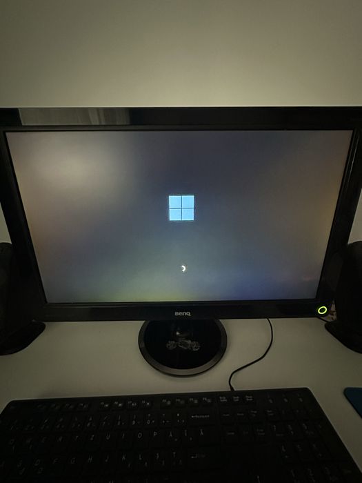 Vand monitor benq de 24"