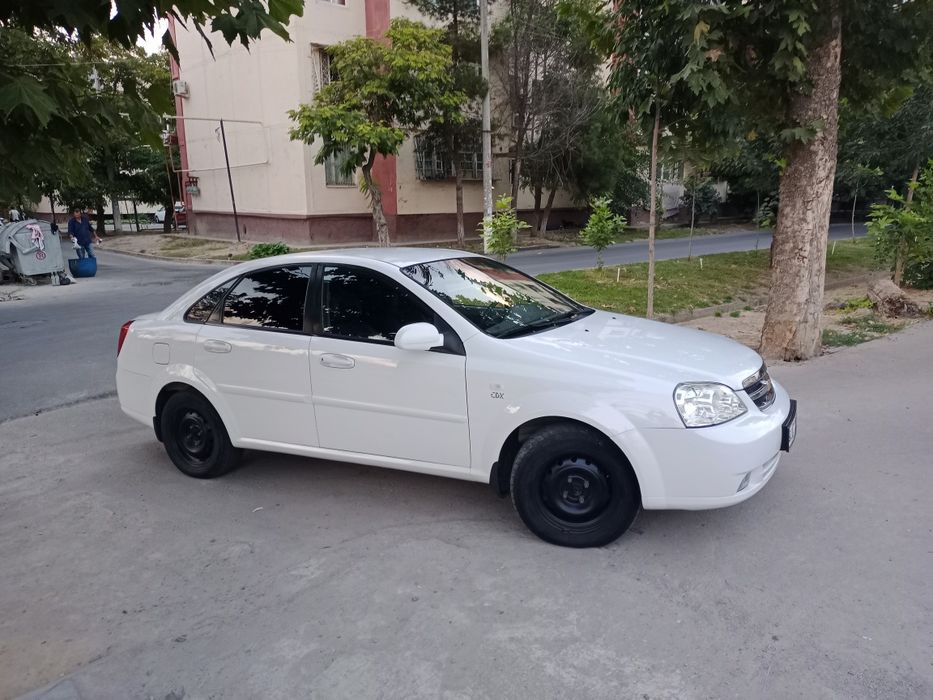 Chevrolet Lacetti 1.8