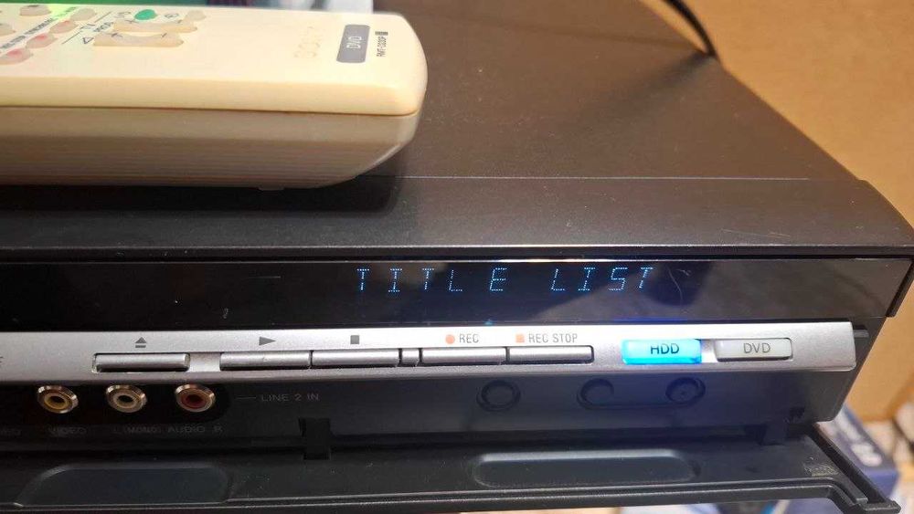 DVD Recorder cu HDD 160GB Sony RDR-HX650 – Ieșire HDMI / Full HD 1080p