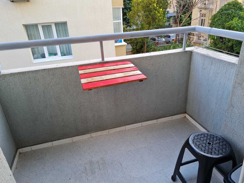 ”Славянска” студио в топ-център