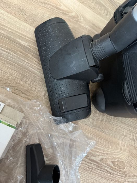 Прахосмукачка Bosch Series 4 BGLS4X210/11