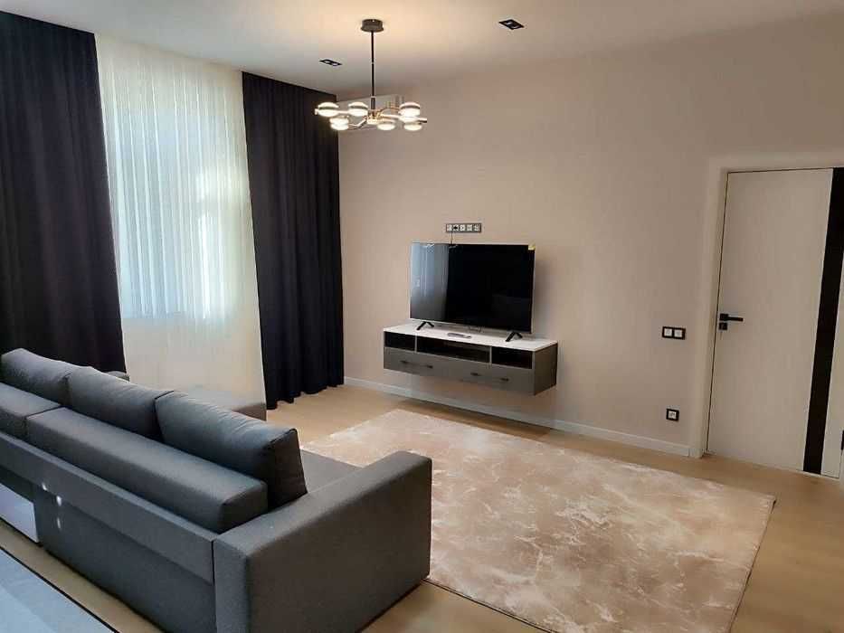 2-х комнатная на Новомосковской! Ориентир ЖК Голден Хаус