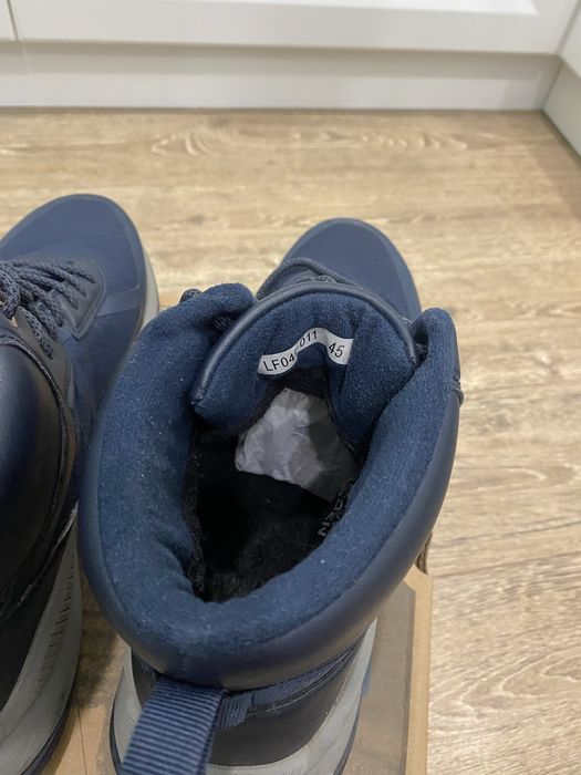 Зимние ботинки прочные и теплые