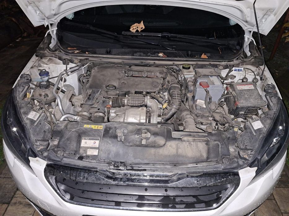 Vând Peugeot 308 1.6 Hdi