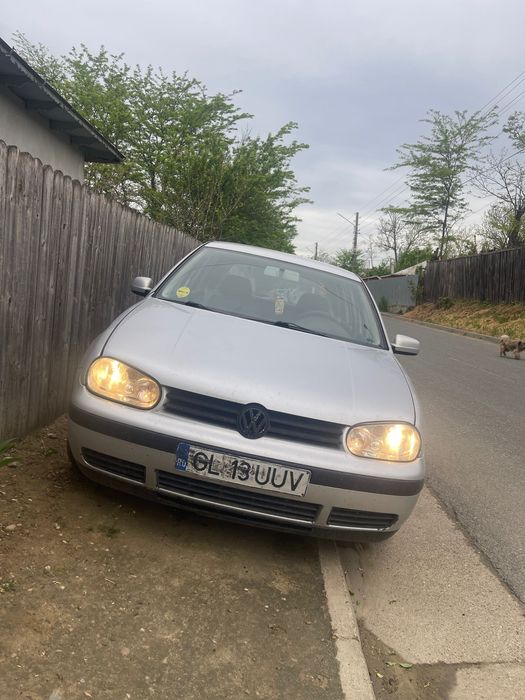 VOLKSWAGEN Golf 2000 — imagine 3