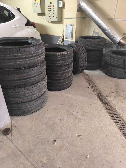 Гуми 18ки няколко броя . По 20лв.