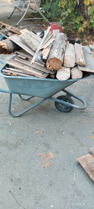 lemne de foc cât incap intr-o roaba