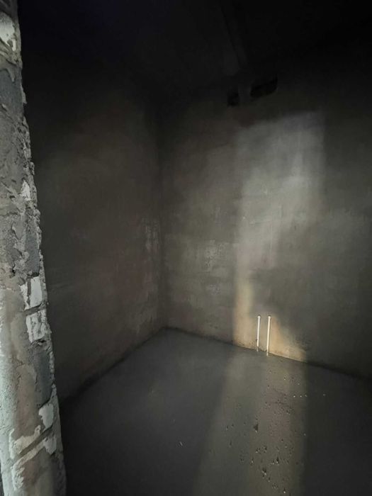 Продам 3х комн черновую Батыс