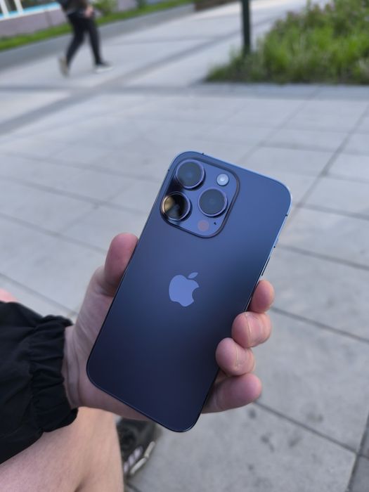 iPhone 14 pro на 256 гб