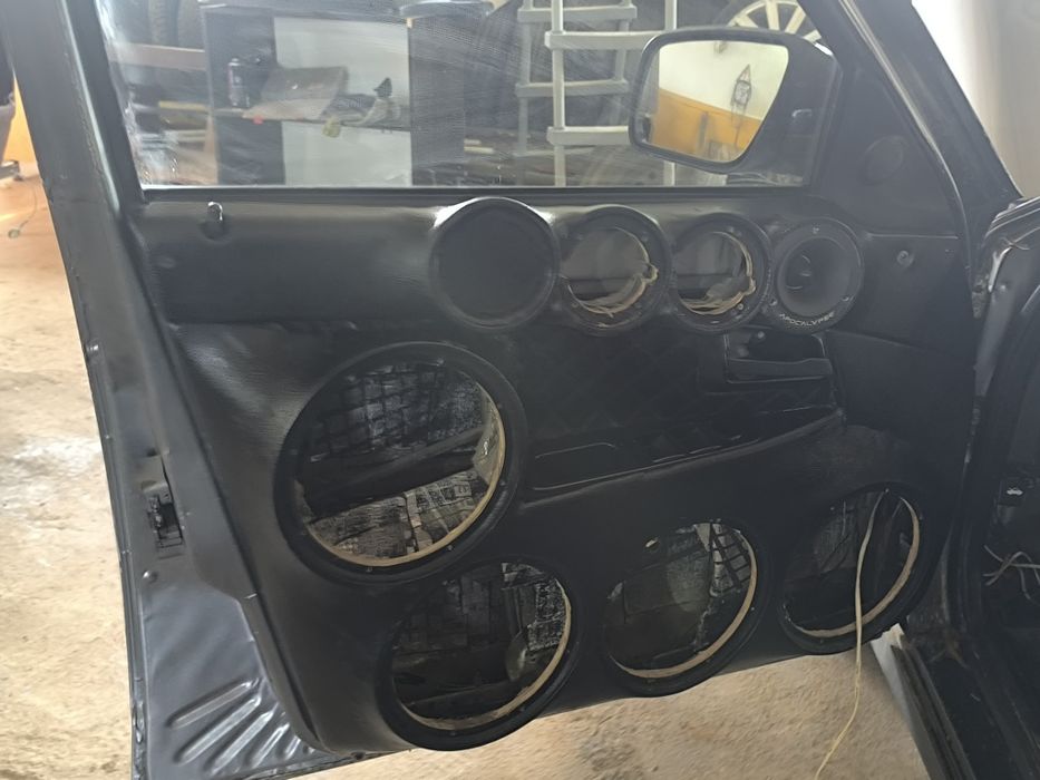 Продам дверную карту приора