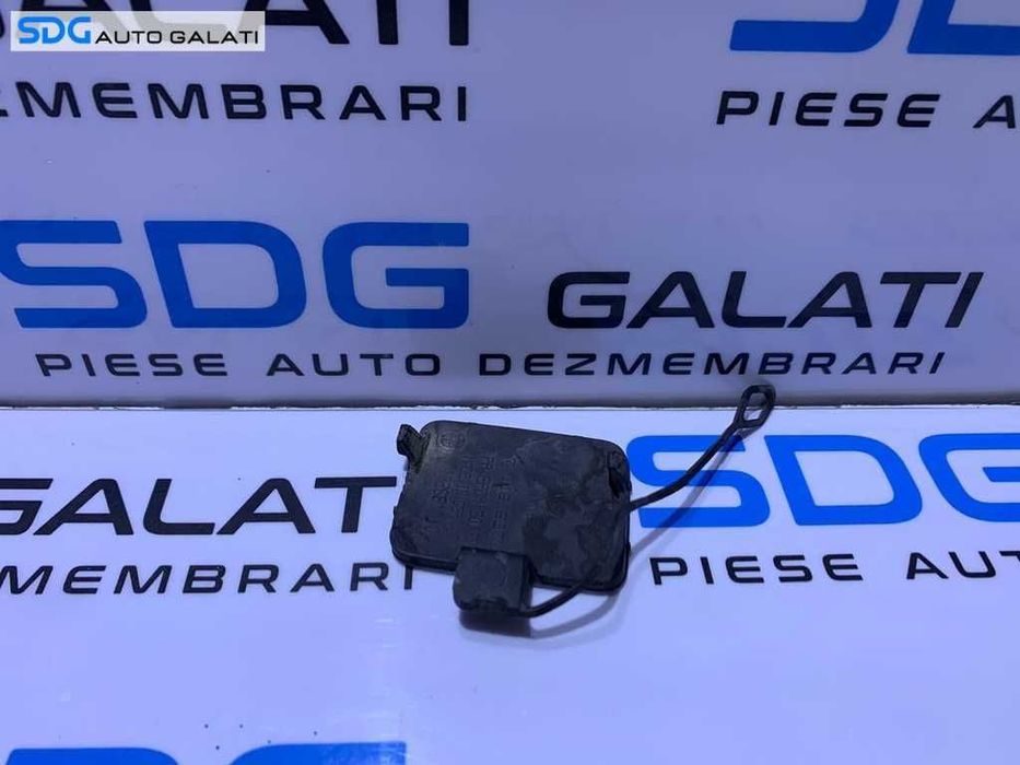 Capac Cui Carlig Remorcare Tractare Spoiler Bara Fata BMW Seria 3 E90 / E91 2004- 2010 Cod 7116687