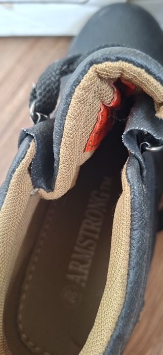 Спец.обувь продам