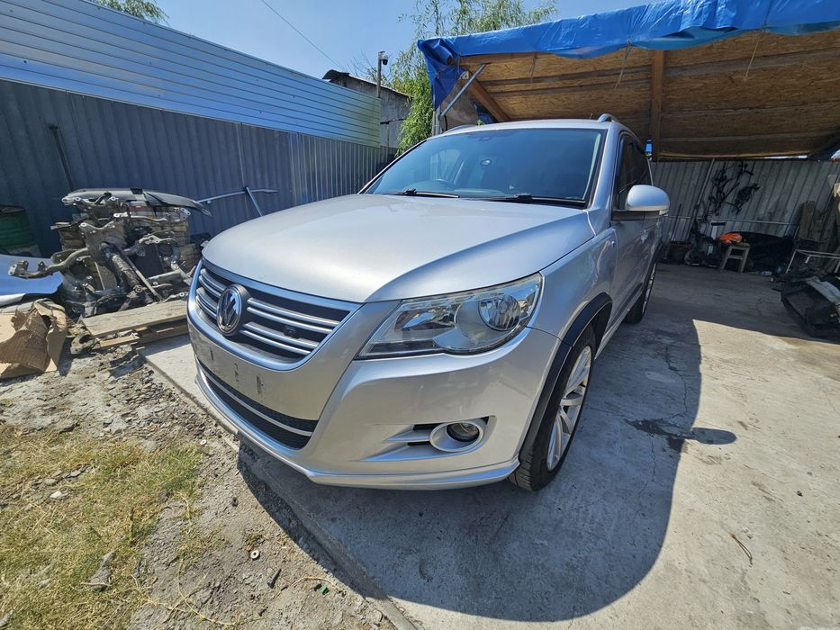 Faruri tiguan cu halogen