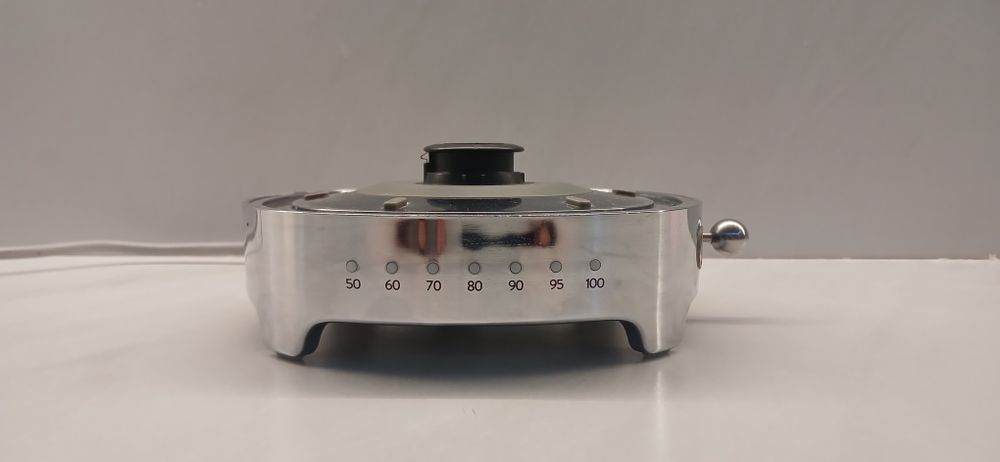 Чайник SMEG молочный в оригинале