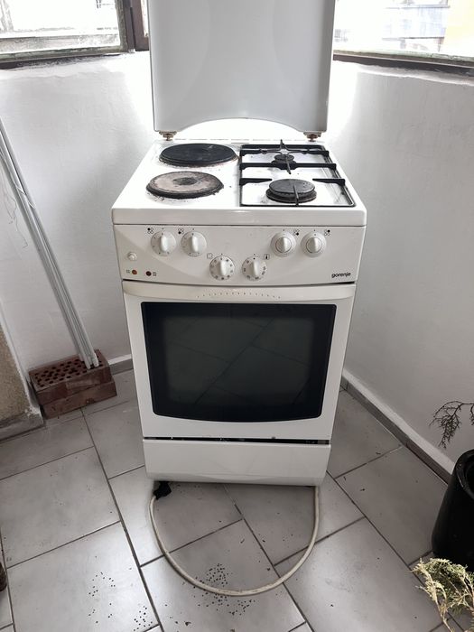 Фурна с котлони Gorenje