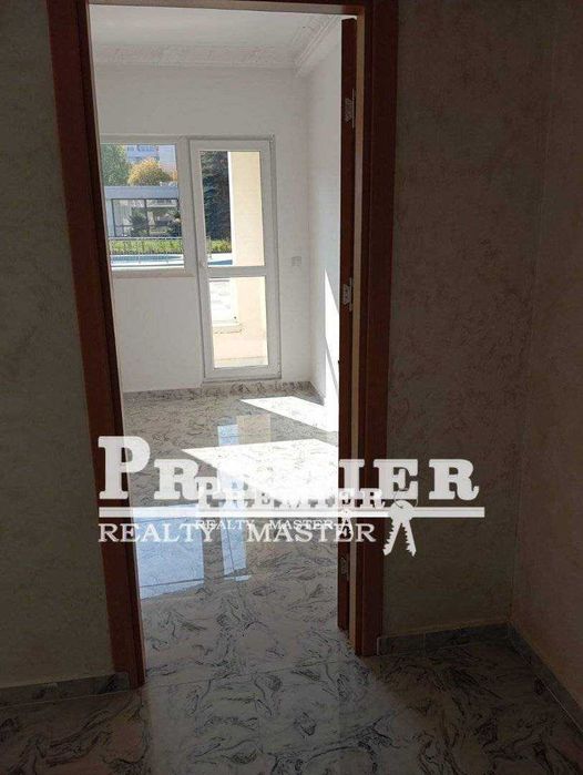 Продава се Тристаен апартамент в к.к. Слънчев бряг - 102 кв.м за 1029 €/кв.м - Снимка #3