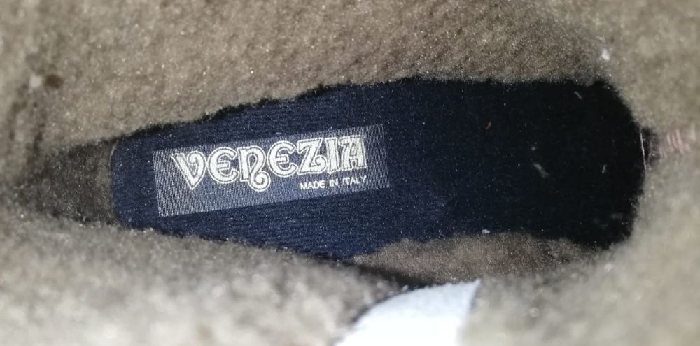 Продам зимние мужские ботинки