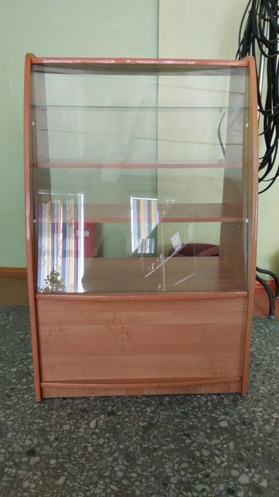 Продаются витрины