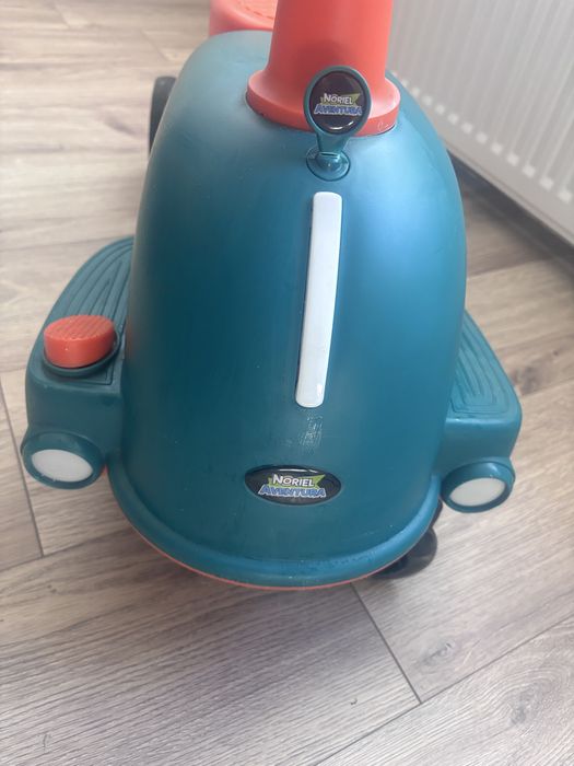 Scuter electric pentru copii