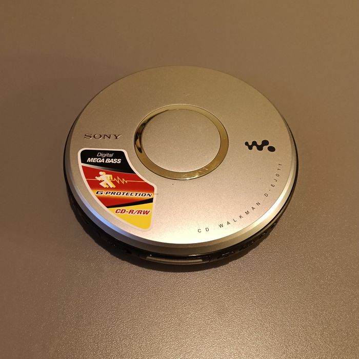 CD Player Sony - CD Walkman D-EJ011