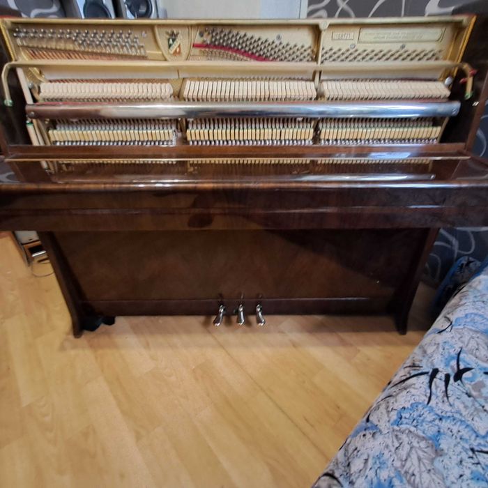 petrof пианино продам