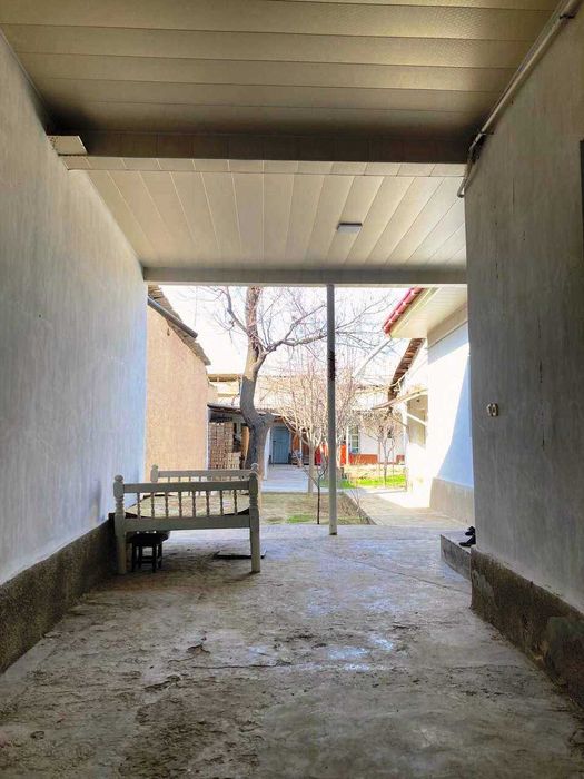 Дом 4.5 сотых за Областной больницы цена 125000уе торг ест