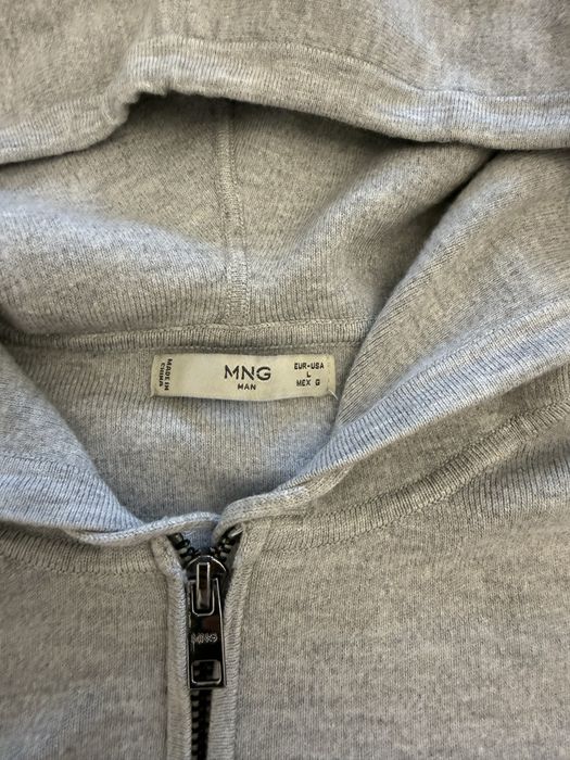 Продам мужские кофты Mango