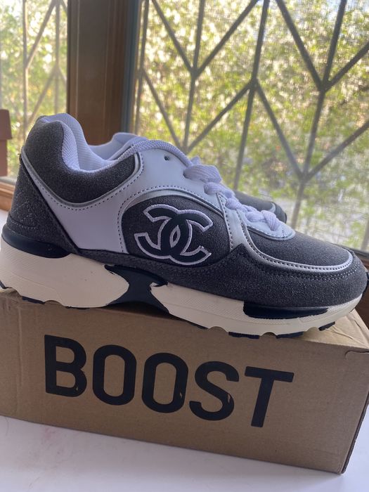 Кроссовки новые шанельки