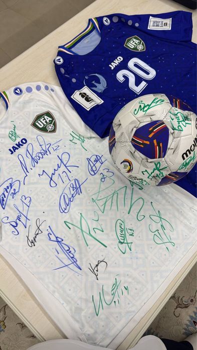 UFA Uzbekiston terma jamoasi futbolkasi