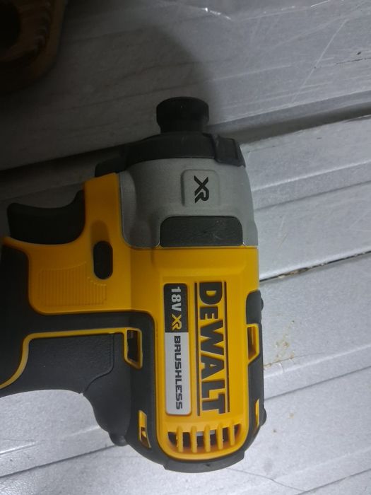 Dewalt 18v impact  Dewalt 18v led импакт