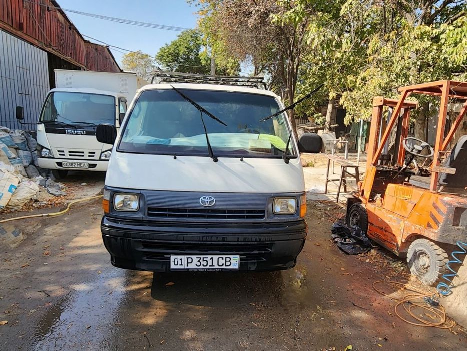 Toyota Hiace/ Hays/ hicase