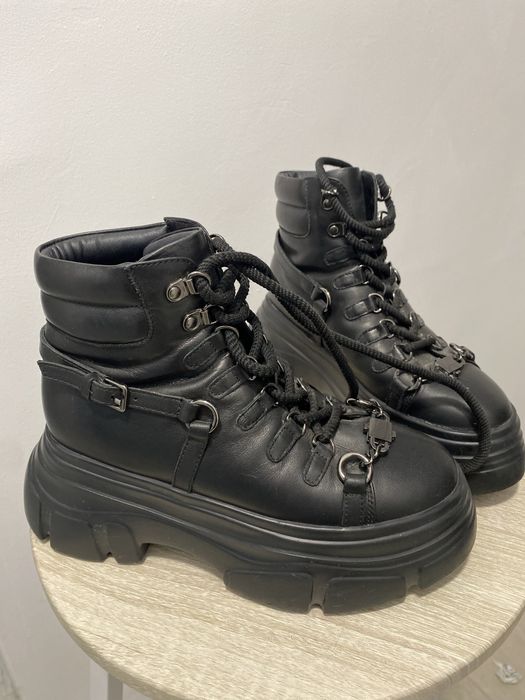 Боти естествена кожа