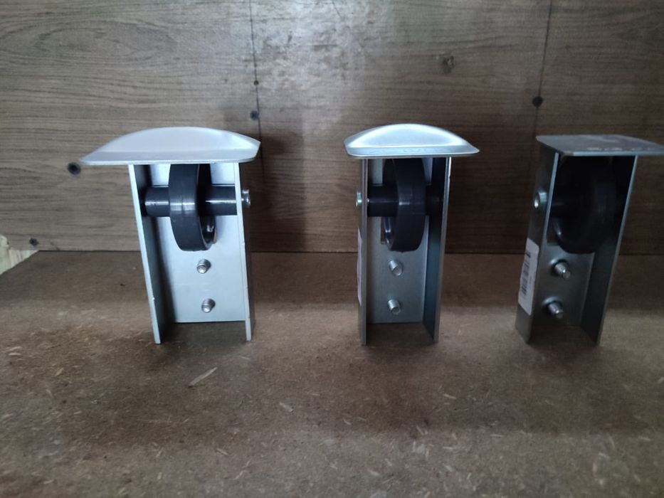 Консоли для откатных ворот.