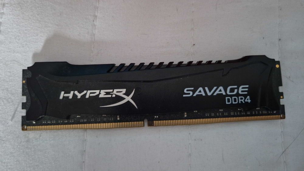 Vand lot placi de baza + SSD + Rami DDR4 si DDR3 defecte pt reparat sau piese
