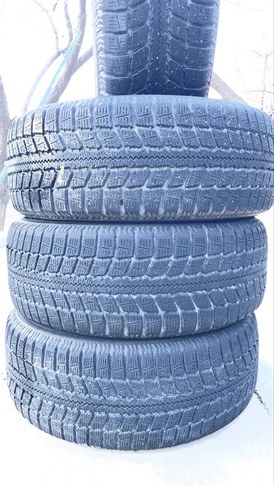 Комплект зимние шины
